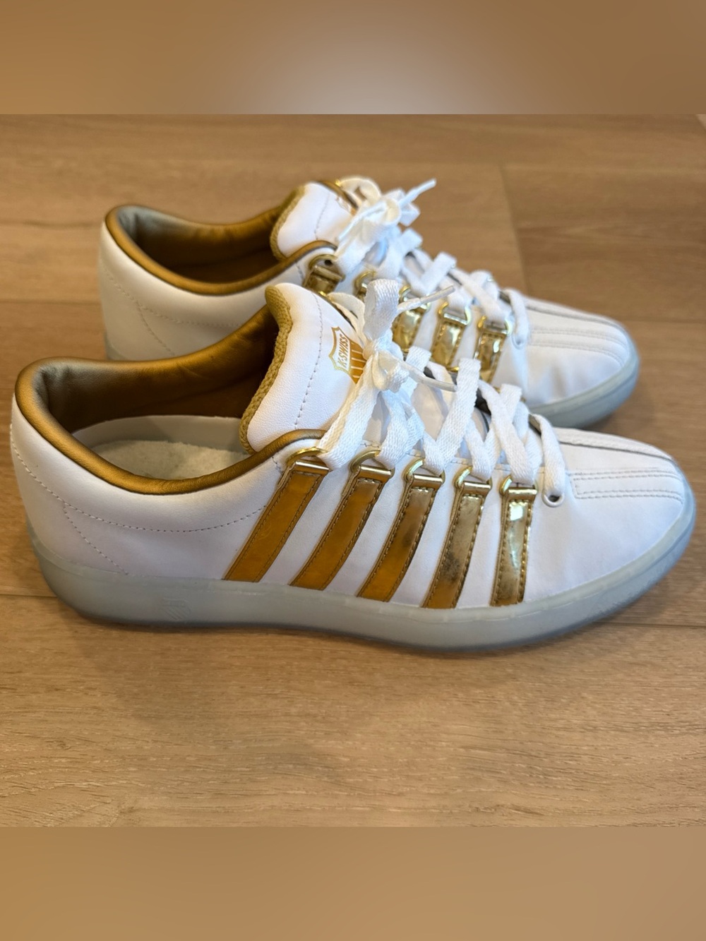 K-Swiss Classic White Gold 06564-194-M Men's  9.5 Athletic Sneakers Tennis Shoe